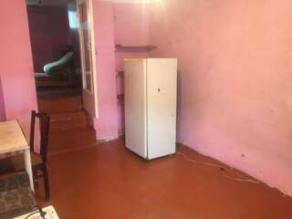 Хостелы Yasamal Hostel Баку Бюджетный двухместный номер с 1 кроватью-5